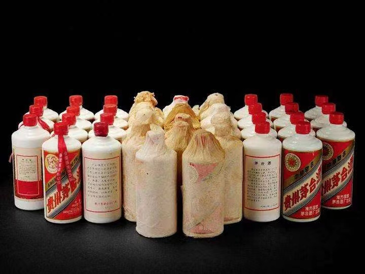 新州镇日照岚山回收酒价格哪里回收(附近上门回收茅台酒）?